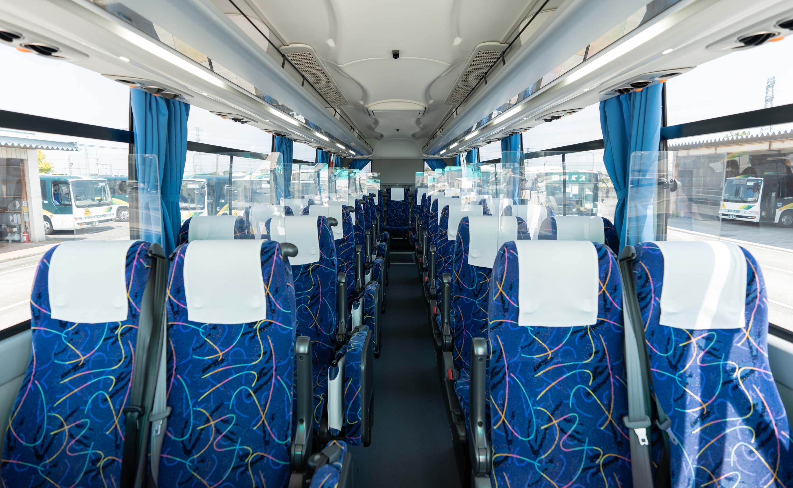 中型観光バス03